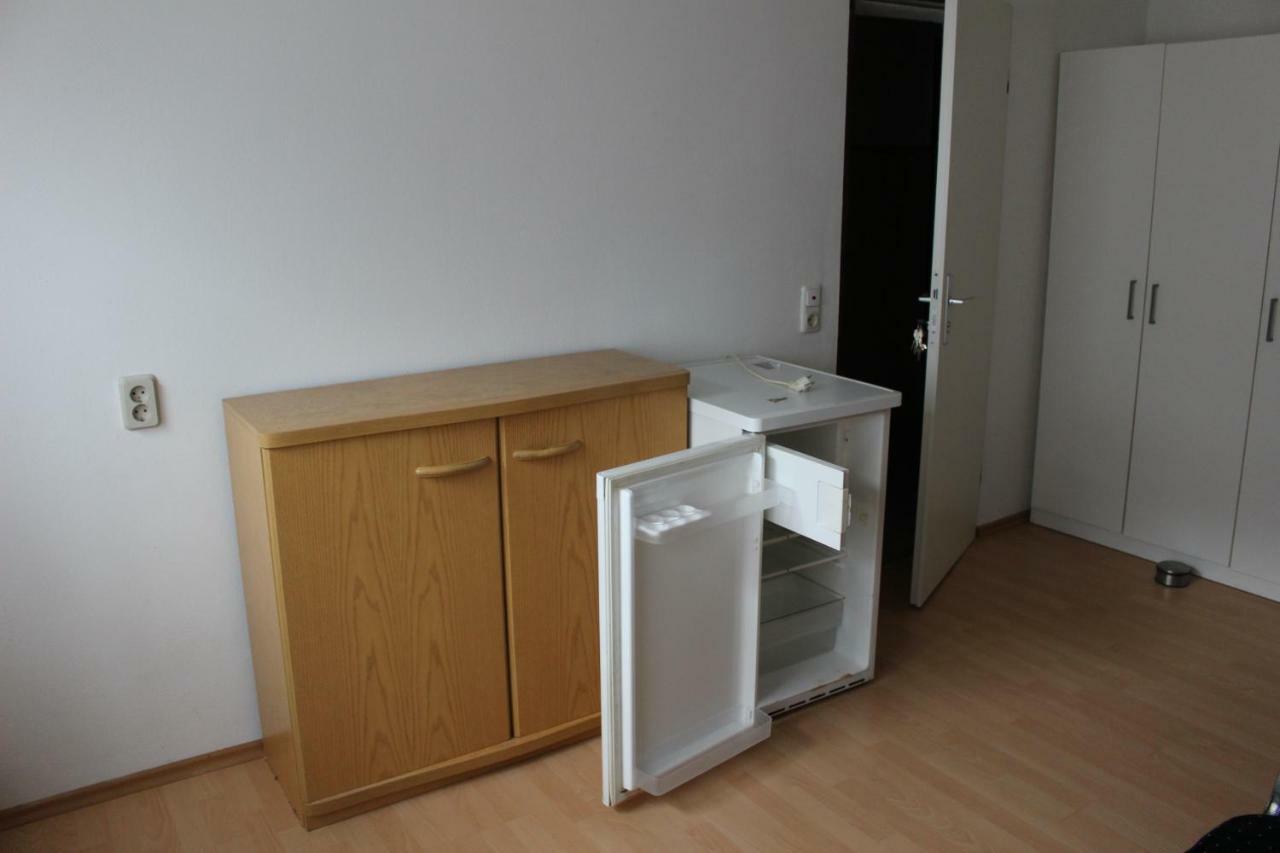 Zv-Scholtz Gaestehaus Neuoetting Simbacher Strasse 7 Luaran gambar
